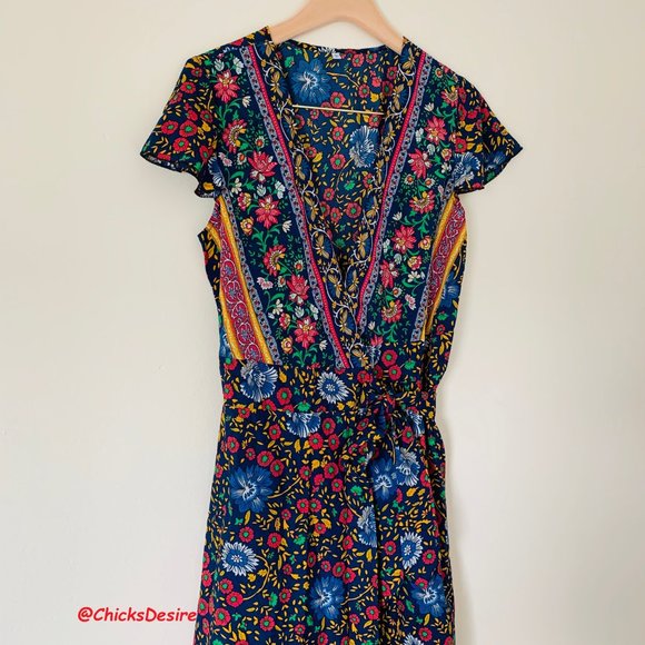 2021 Host Pick - Boho V-neck Maxi Printed Dress - Picture 11 of 15